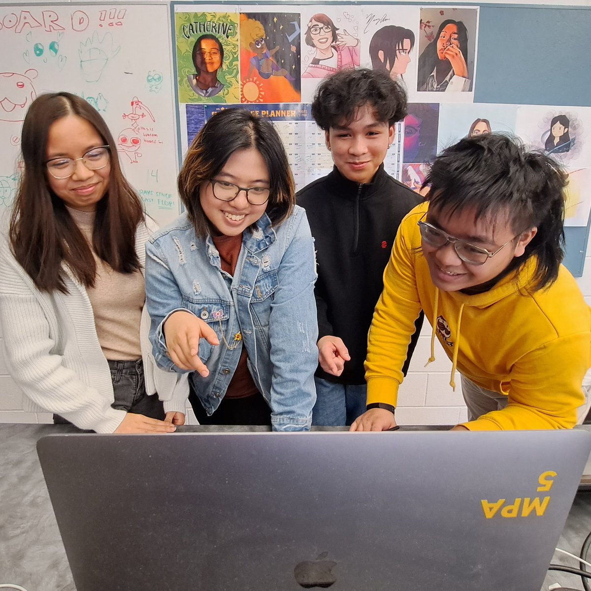Our Post-High and Grade 12 @SislerCreate students presented their progress on their amazing animated short to the @NickAnimation #NickCommunityEfforts mentors! The countdown is on for June. @SislerHS @WinnipegSD