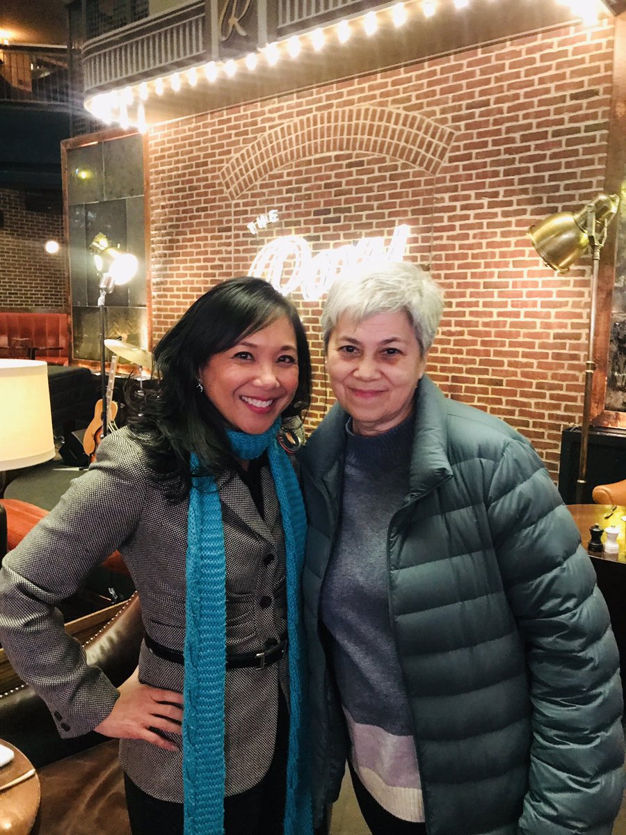 jennaquino25's tweet photo. The Great Audiobook Adventure & Momentum Club community lunch yesterday at The Roxy! Thank you to John McElroy, Laura Jennings, Allison Light, Jessica Kaye, Stephanie Cicatiello, and Tavia Gilbert for attending. #actor #voicesctor #narrator #APAC2023 #loveaudiobooks #community https://t.co/gXfGbqUjEo