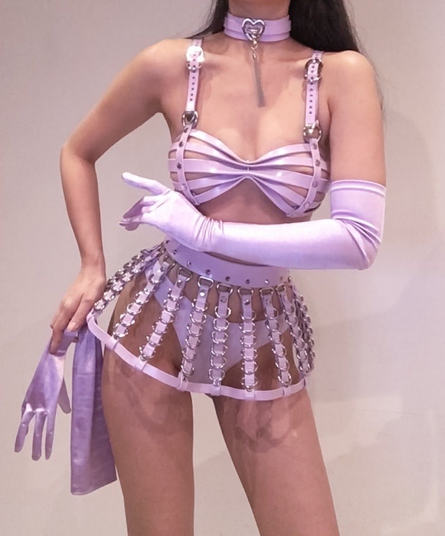 creepyyeha_'s tweet photo. 💜 https://t.co/1GdqBDrxRd
