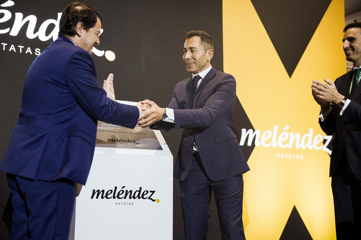 MelendezPatatas's tweet photo. Hoy en Patatas Meléndez hemos inaugurado nuestra nueva fábrica: la más moderna del sector de la patata fresca en Europa.

Un acto presidido por el presidente de la Junta de Castilla y León, Alfonso Fernández Mañueco @alferma1, y con @marcvidal como invitado. https://t.co/rRnYAYKtB9