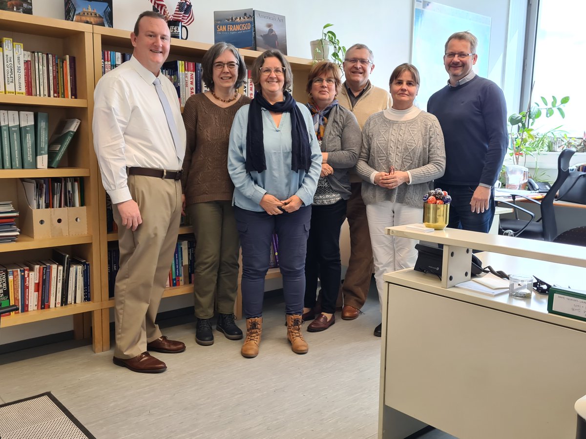 #Fulbright Specialist <a href="/murraystateuniv/">Murray State University</a> <a href="/msucoehsabroad/">College of Education and Human Services || Abroad</a> Ben Littlepage held workshop on recent challenges of higher education management <a href="/ELTE_UNI/">ELTE - Eötvös Loránd University</a> Faculty of Education &amp; Psychology and on Globalization &amp; Internationalization of Higher Ed for Fulbright staff murraystate.edu/news/posts/dr-…