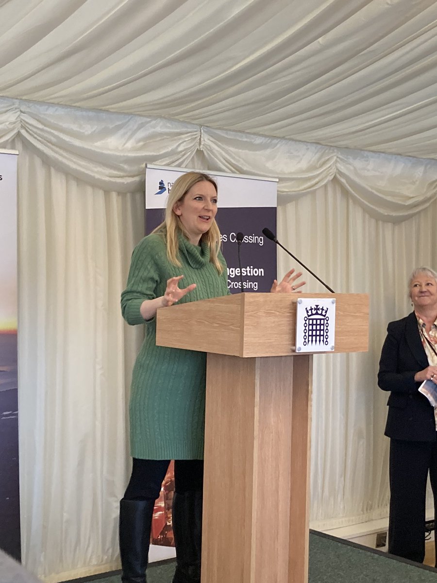TomCornwell_'s tweet photo. It was great to be at the @lowerthames reception in Parliament yesterday hearing from Ministers @RicHolden @DehennaDavison and @JuliaLopezMP on the benefits of this vital infrastructure project. @RHANews @NationalHways https://t.co/D124tPjcIA