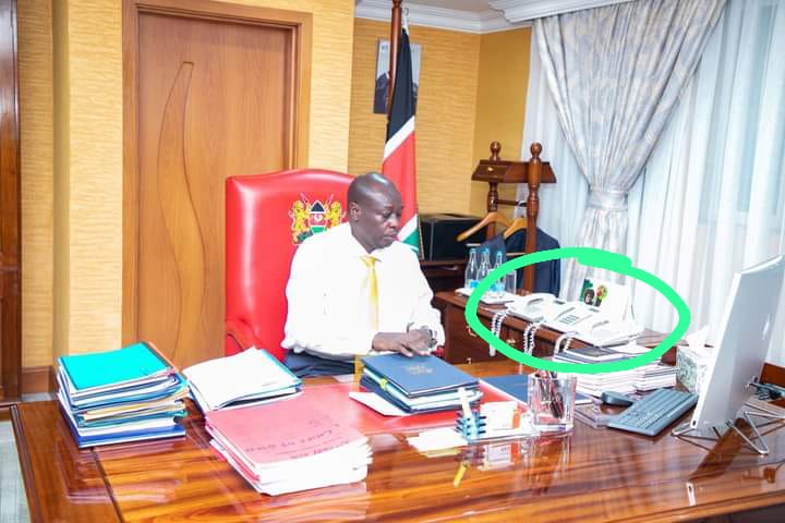 MutemiWaKiama's tweet photo. Let's accept we have gone 35 years backwards. This is #KANUError with everything being packaged to align to the nostalgia of a past we left behind.
See how far the computer is from the user like they're at war with each other π
#UshenziKE! https://t.co/QyEXZym4UR