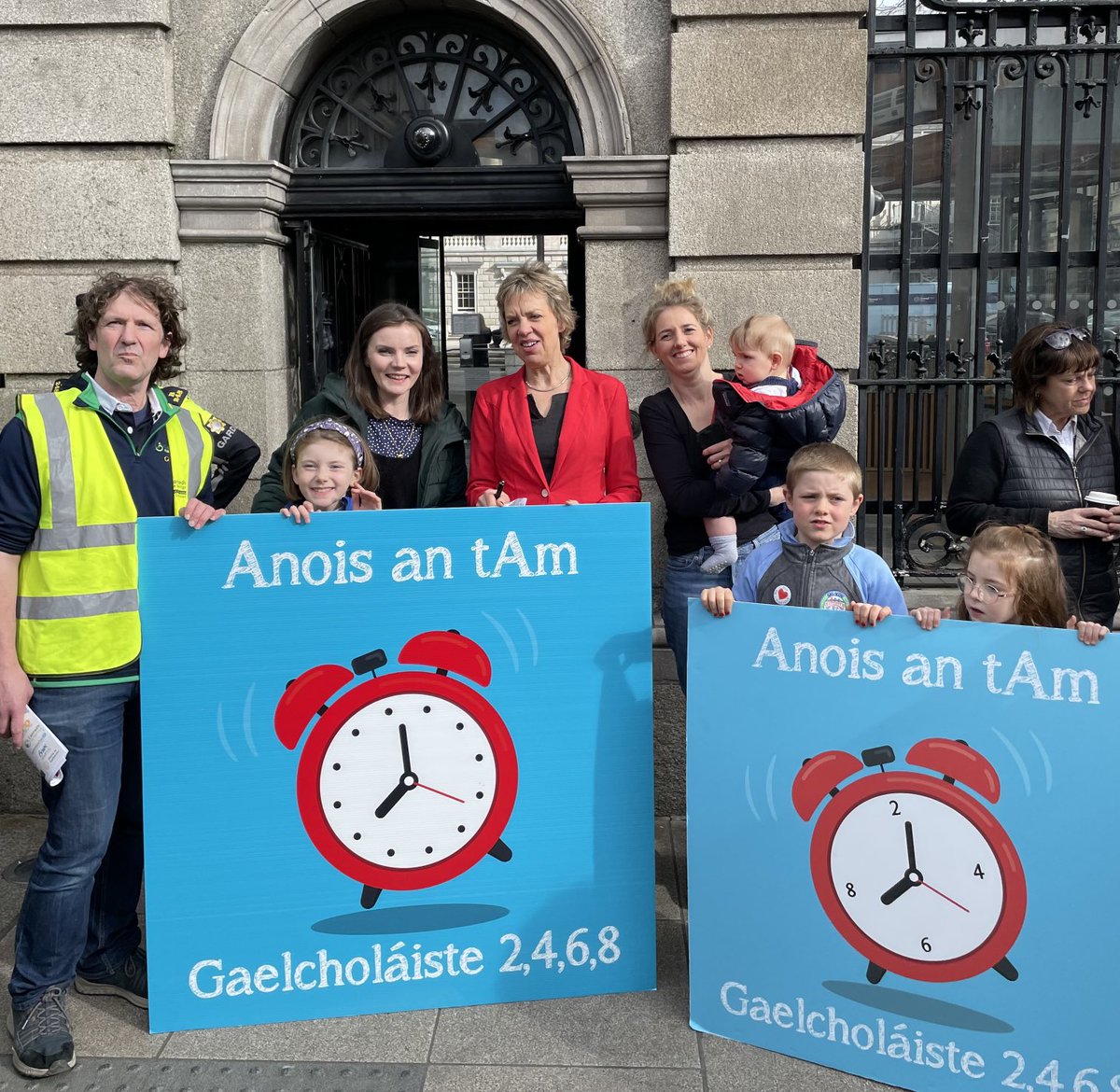 Gaelcholáiste BÁC 2,4,6,8 tweet media