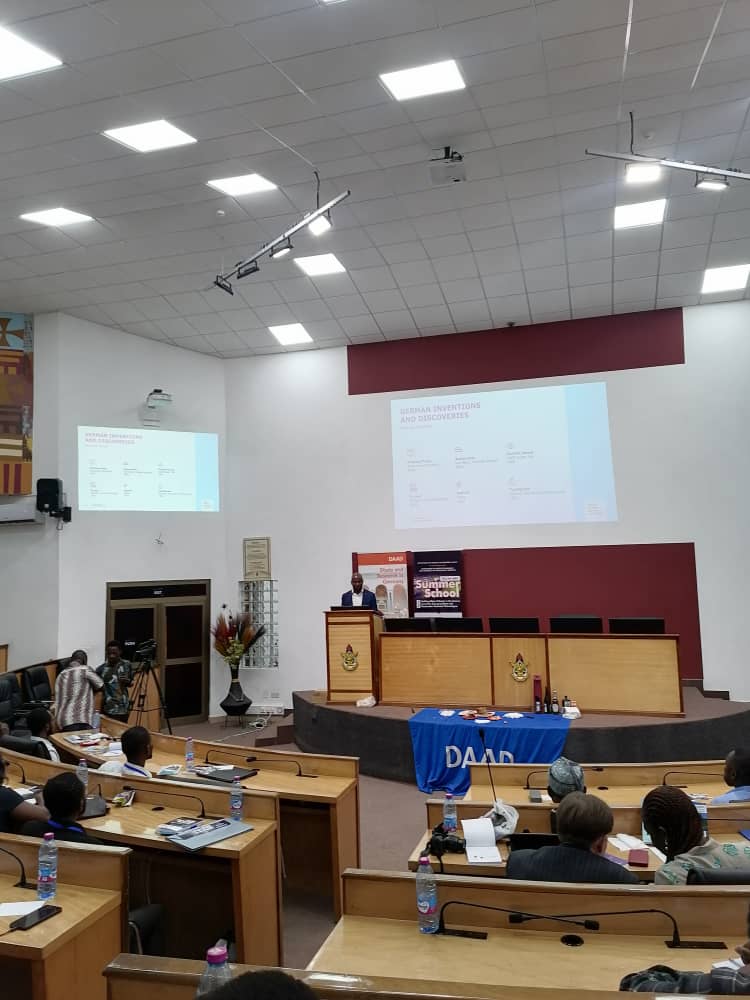DAAD_GHANA's tweet photo. We joined the 'Water for Life' Summer School organised by the @SRHHochschuleHD in collaboration with the Dept. of Chemical Engineering, @KNUSTGH yesterday. Had great exchanges with participants both online and in-person.
#HelloGermany
#DAADGhana
#StudyinGermany https://t.co/WEdjwSp04K