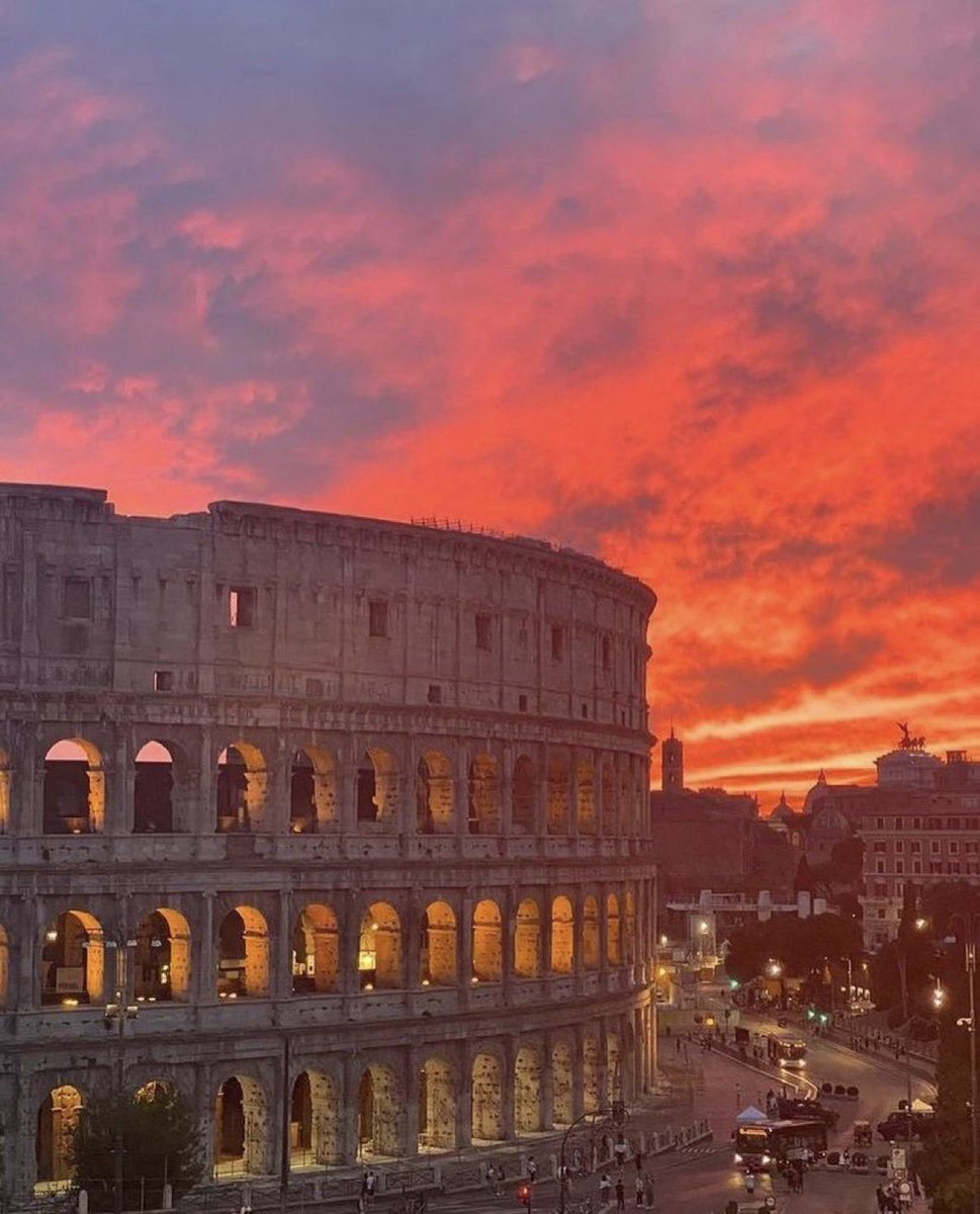 Roma al tramonto