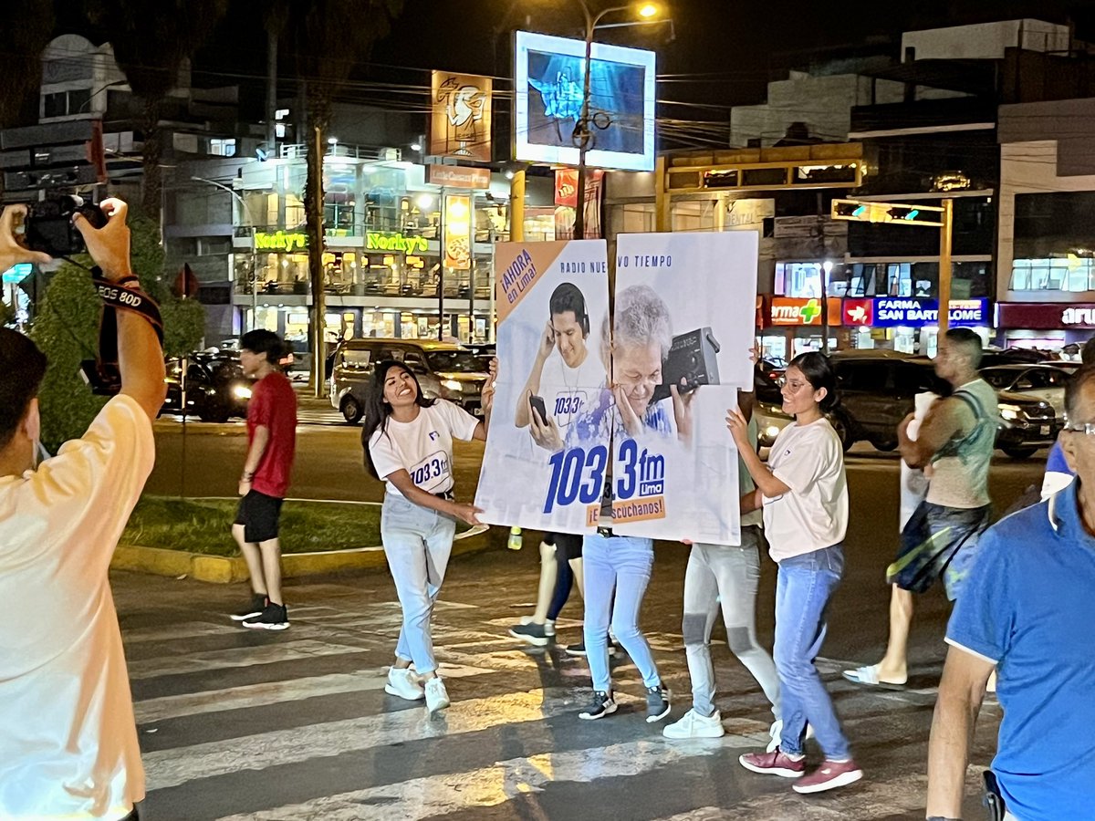 ¡Radio Nuevo Tiempo 103.3 FM ya está en Lima! estuvimos por Plaza Norte presentado la radio🇵🇪 que ofrece paz ✌️ y esperanza. ¡Míralo aquí !👇🏻
🟣Intagram: rnt.pe/instagramu
🔵Facebook: rnt.pe/facebook
⚫️TikTok: rnt.pe/tiktok
#radionuevotiempo #ahoraenlima