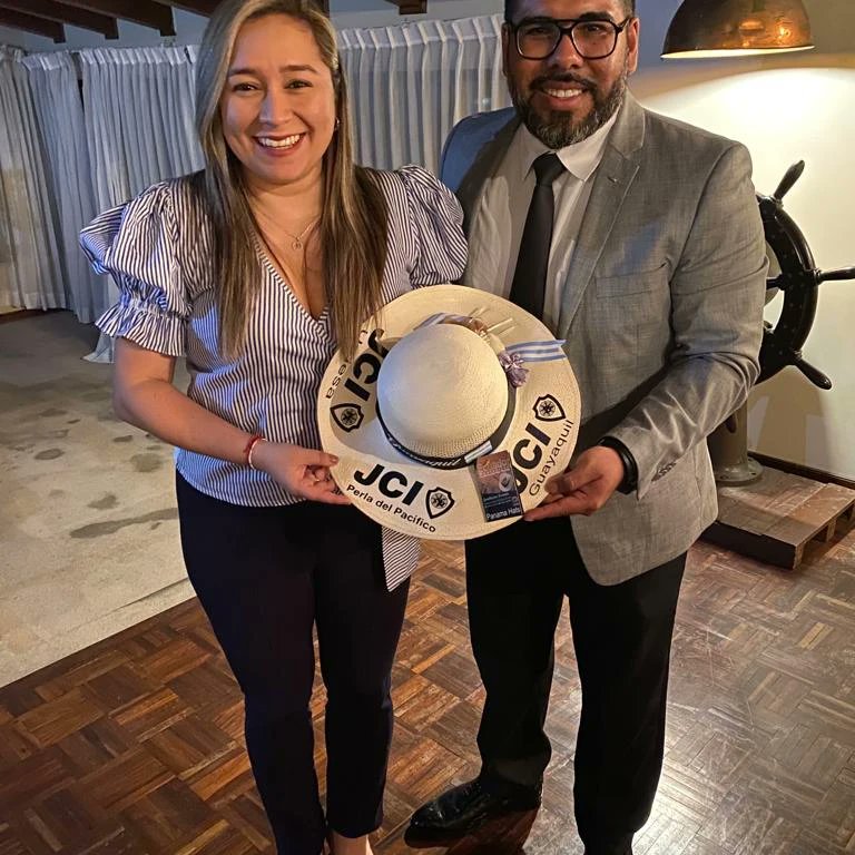 JCIEcuador's tweet photo. 📍Una cálida bienvenida para nuestra Vicepresidenta Mundial Ana Karina Carrillo en su primer día de visita a Ecuador! 

#JCIEcuador2023 #ecuador #líderes #leadership #LideremosGuiadosPorUnPropósito #LideremosJCIEcuador2023 #GuidedbyPurpose #GuiadosPorUnPropósito #JCI https://t.co/BNInyO4yNs