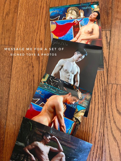 Say hi to my clones. https://t.co/ZLsOi7pbfd