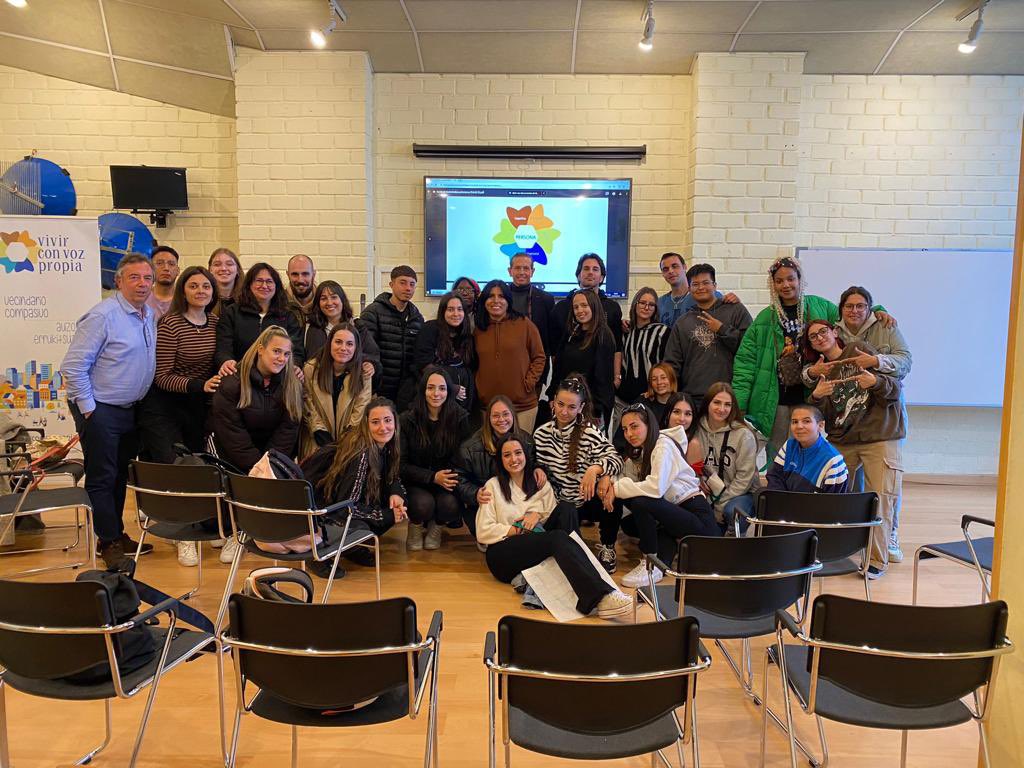 IES Pío Baroja tweet media