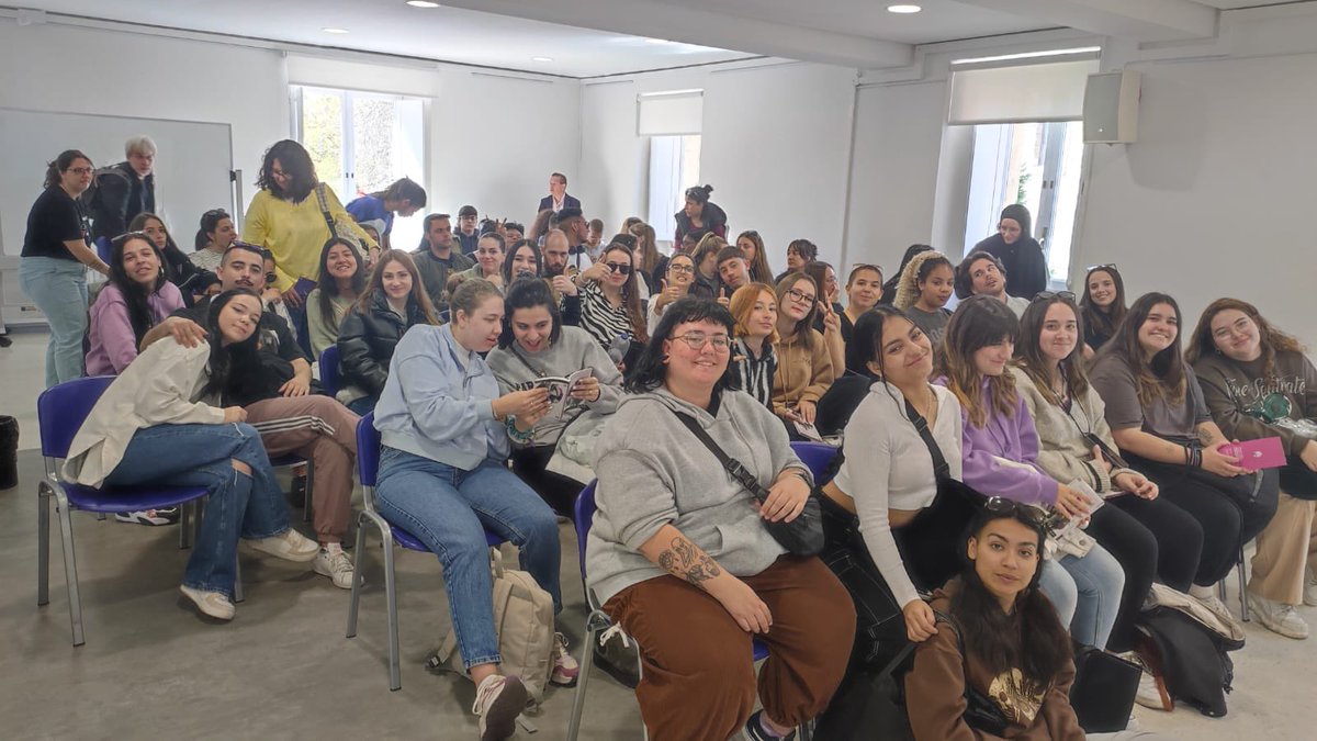 IES Pío Baroja tweet media