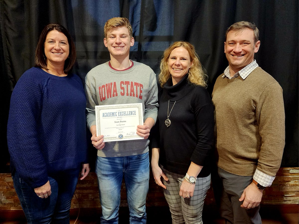 east_counseling's tweet photo. Congratulations to Sean Burns, Kiwanis Student of the Month from Mankato East! https://t.co/LbloOwRz1N