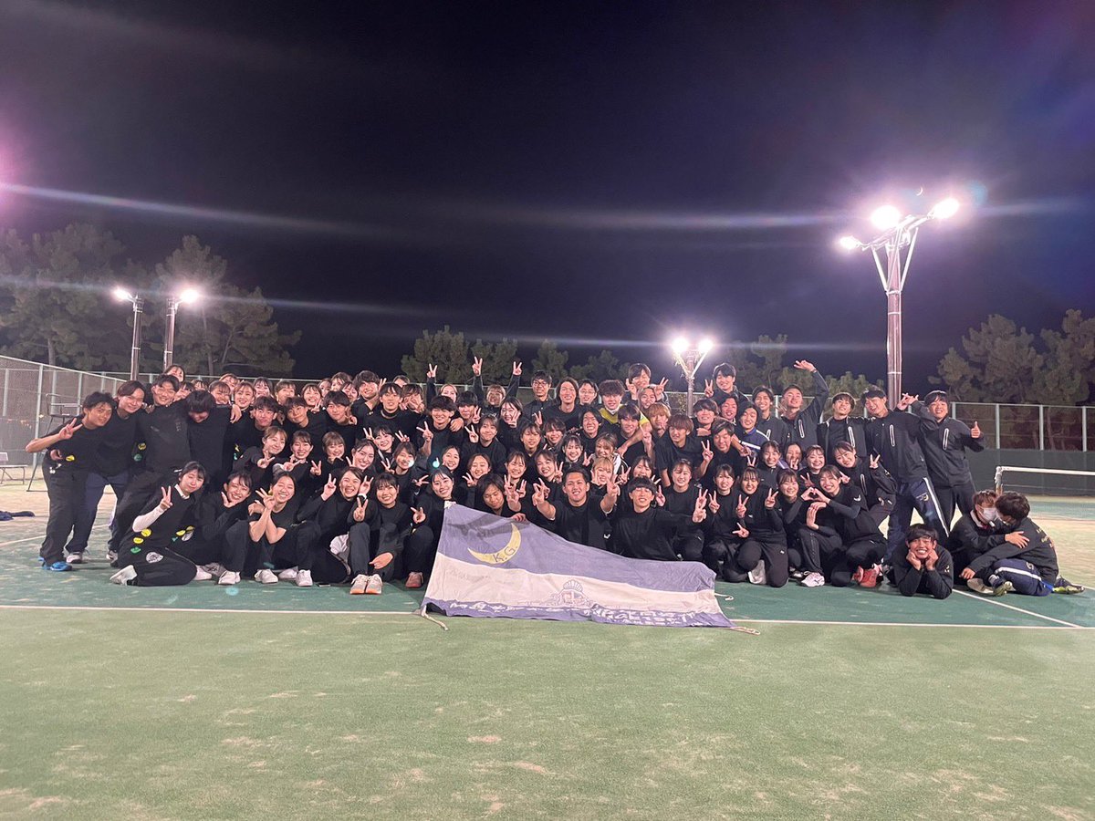 utc63rd's tweet photo. 上ヶ原行事紹介②部内戦🎾
部内戦ではチームに分かれて団体戦をし、先輩後輩関係なくみんなで仲良く楽しくテニスします✨上ヶ原の行事は全員が参加するのでみんな仲良し☺️上ヶ原テニスクラブに入って一緒に楽しくテニスしませんか！？
#春から関学 https://t.co/DCcHu5EyMc