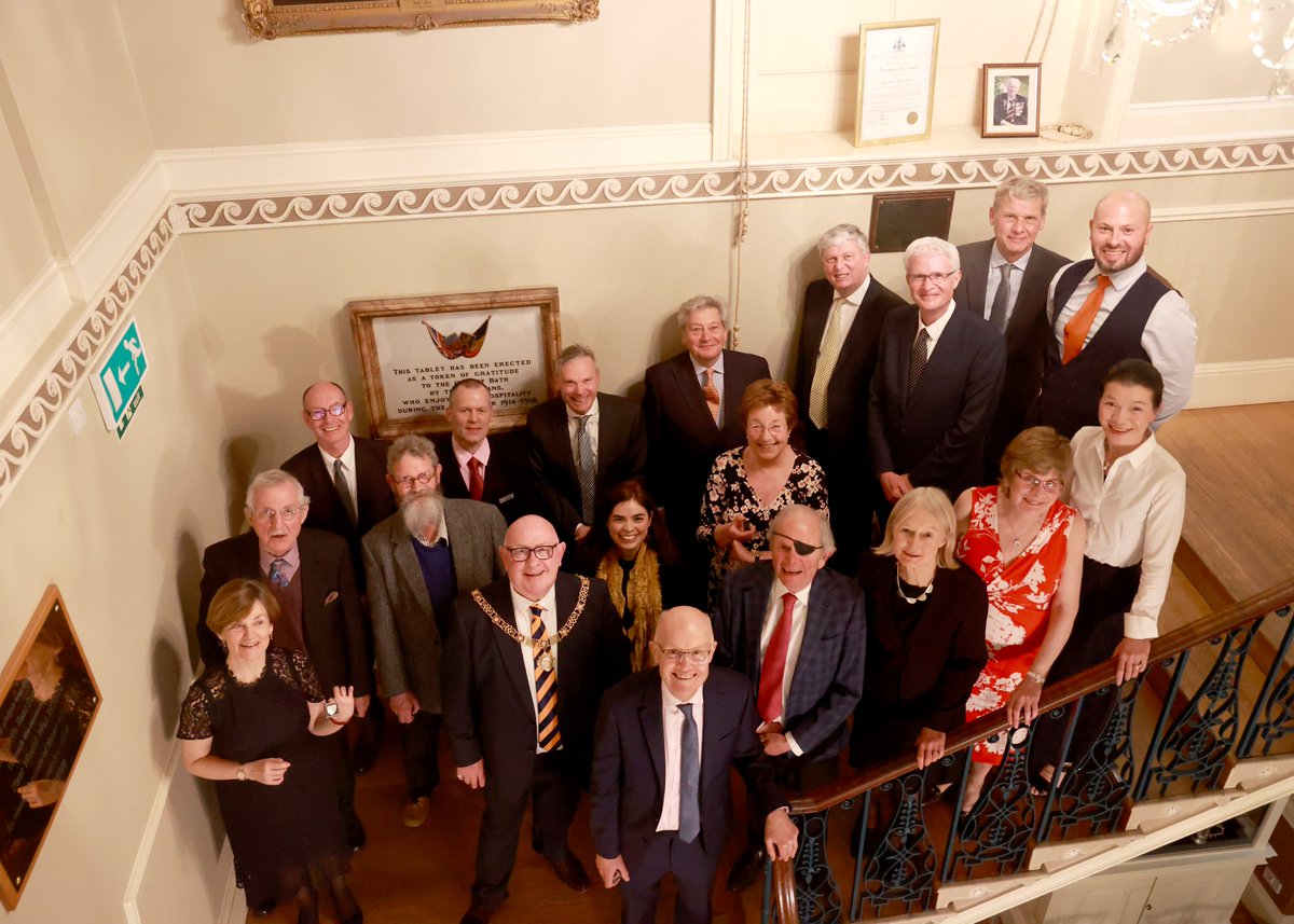 Newly qualified Mayor's Guides were presented with their badges by the Mayor at the annual dinner in the Guildhall last night. Congratulations to them all for joining the corps which is now 90 strong.