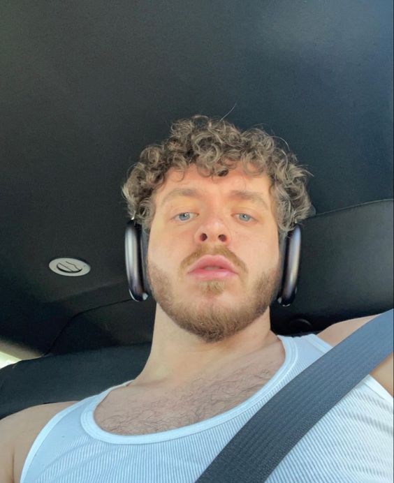 Jlovemeslali's tweet photo. jack harlow -boyfriend material-✨ https://t.co/xLwffxem9l