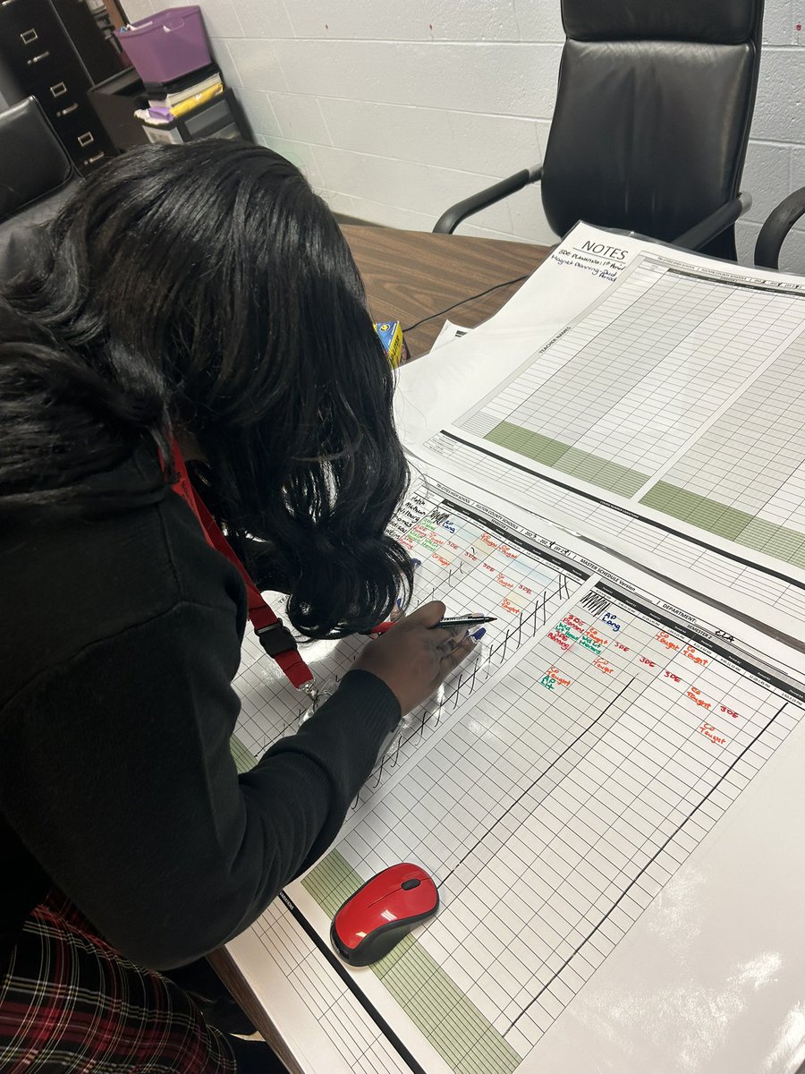 fcs_scheduler's tweet photo. Spending time at The City!!! - Tri-Cities High School that is…HOME OF THE BULLDOGS!!!!…new dry erasable Master Schedule grids were created for the CAP Raquel Alcindor…she LOVES THEM!!! https://t.co/lDDEqBoYoq