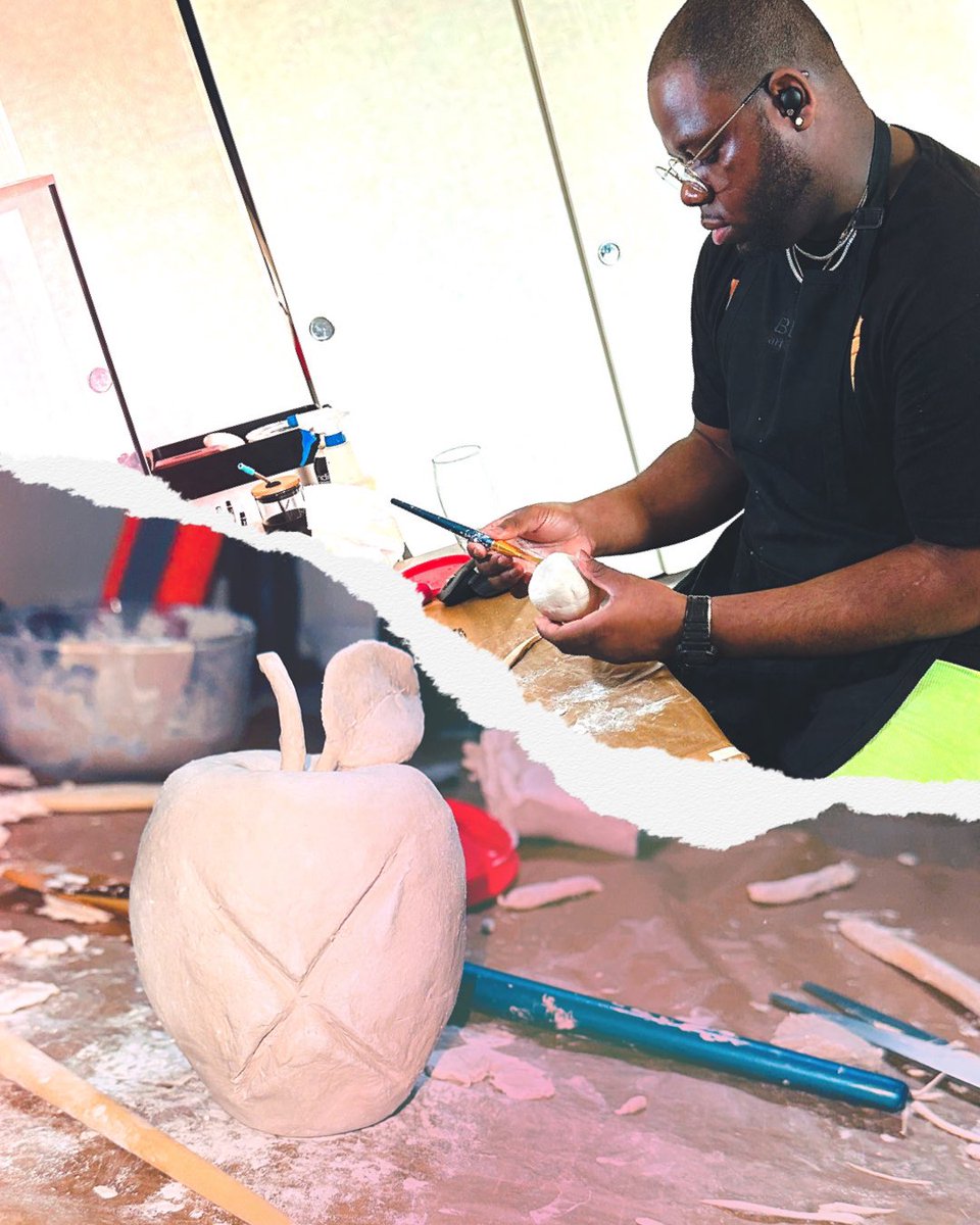 juiicxd's tweet photo. Yesterday I did something Godly #art #painting #acrylic #sculpting #clay #das #dasclay #3dmodeling #apple #nonle #noblejuiicx #juiicxd https://t.co/lBHb2kzya1