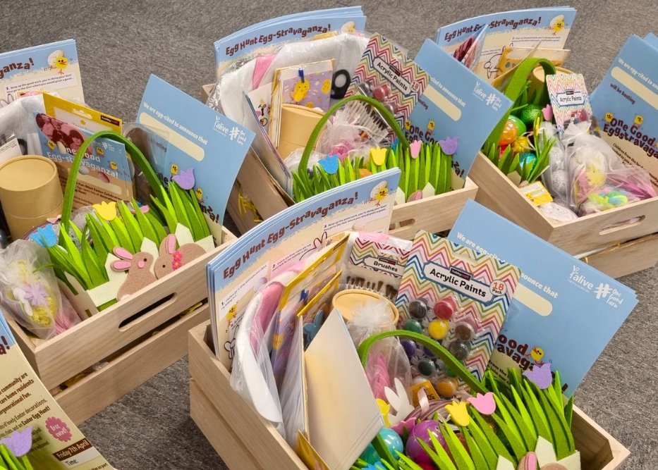 aliveactivities's tweet image. We have some egg-cellent news for you! 🐣

Thanks to generous funding from the @iwill_movement, @TNLComFund, and @DunhillMedical, we have prepared some activity packs for our #OneGoodTurn-participating care homes to run an Easter Egg-Stravaganza event on Good Friday, 7th April.