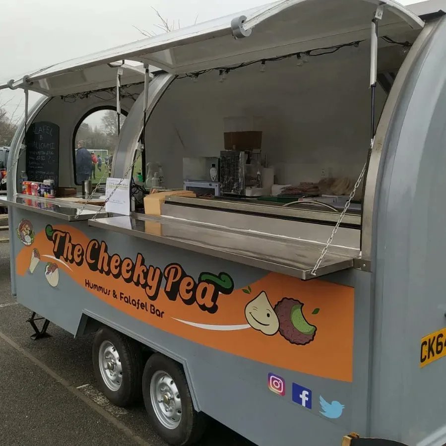 thecheekypea's tweet photo. We can't sing,
But
We can definitely wrap 😉
#market #falafelwrap #catering #falafel #pittapocket #healthytakeaway
#events #kingstonuponthames #kingstonuni #studentdeals #studentlunch #vegansofldn @KingstonUni https://t.co/emEtD6IY74