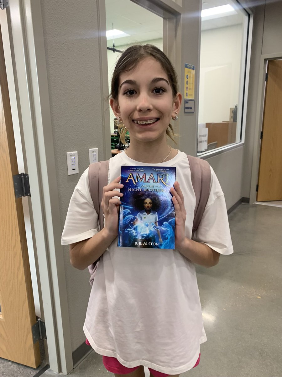 Congratulations, Amari! @bb_alston , you have a ton of fans @DanielsonMiddle   One lucky voter received their own copy of the book! #marchmadness2023 #battleofthebooks