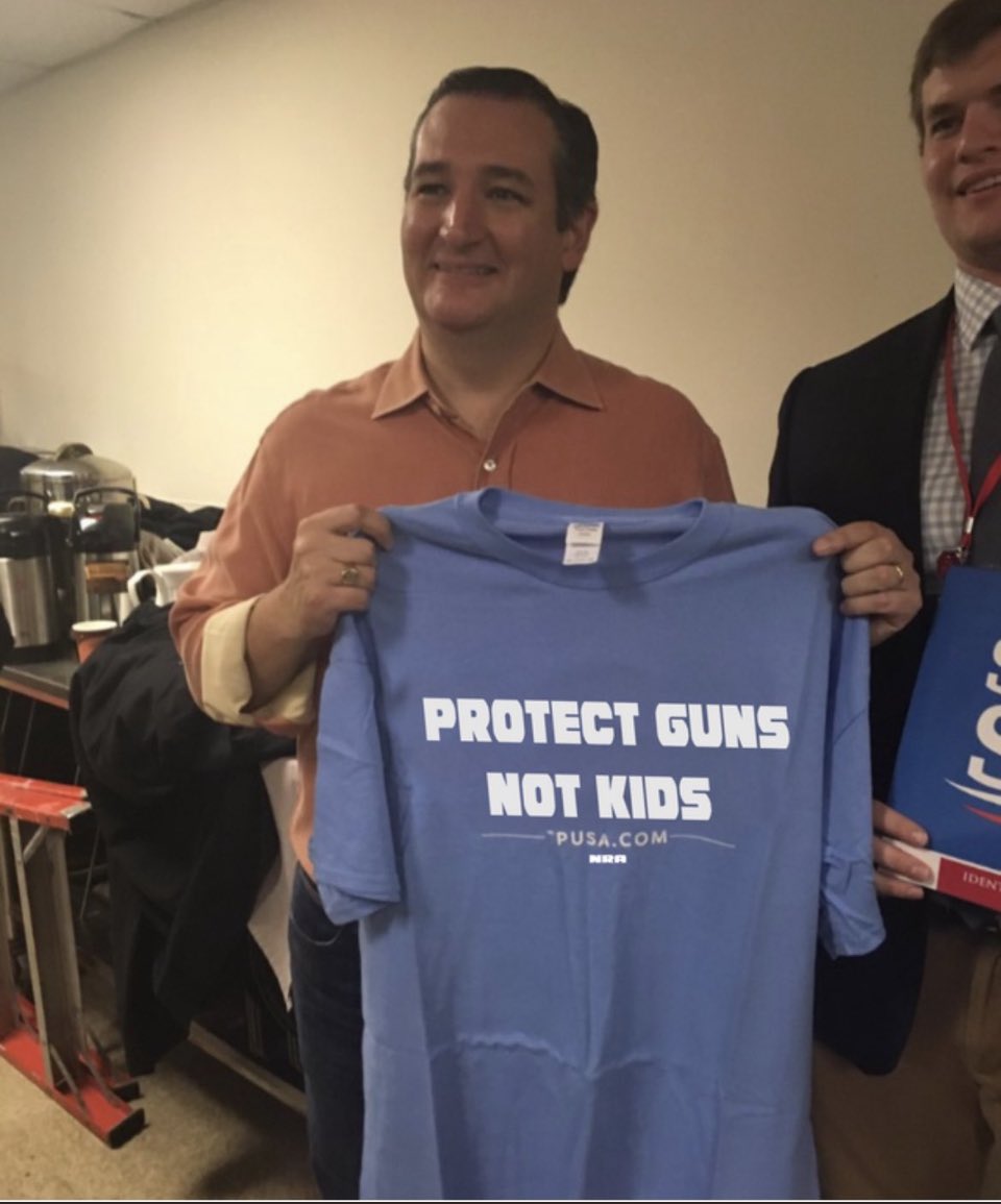 DrMac85's tweet photo. @ToEleven1 @IMNOTFNSELLING @CalltoActivism And he's proud of it. https://t.co/fFhuqWHd5d