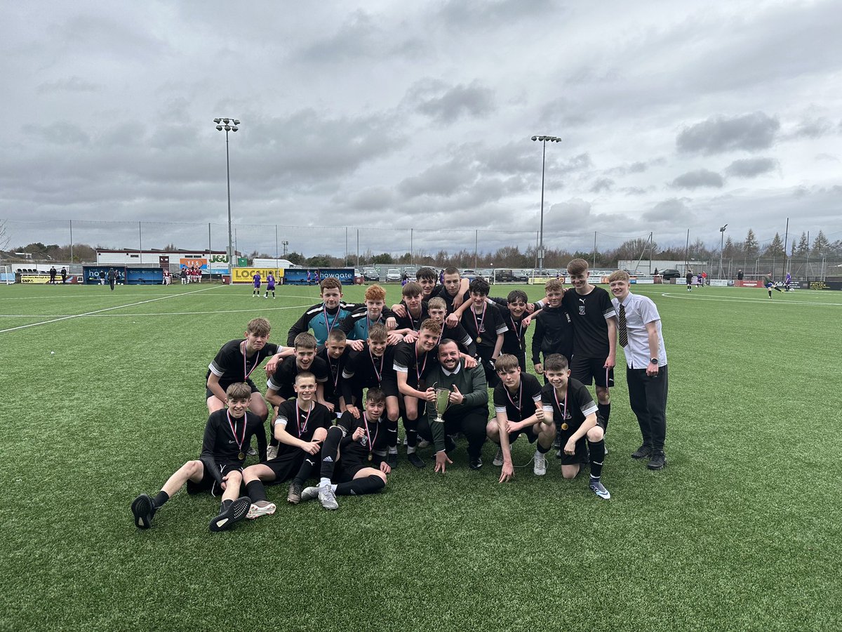 GHS_PEdept's tweet photo. Massive well done to our S3s who secured the U15 Forth Valley League today at Ochilview after an impressive 4-1 over Larbert HS. 

@Mr_Quinn_MS 
@GHSfalkirk 
#article15 #RRS https://t.co/tCbVNY8IiI