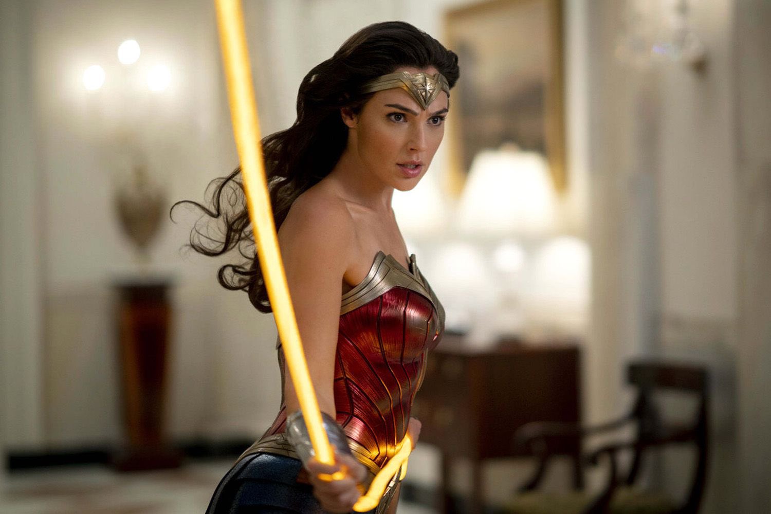 The Hollywood Handle on X: First look at Gal Gadot as Wonder