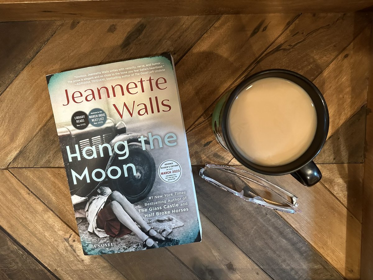 OnDBookshelf's tweet photo. This week’s review of Hang the Moon by @JeannetteEWalls: https://t.co/84wKEexSiH https://t.co/pvPPPaODdj