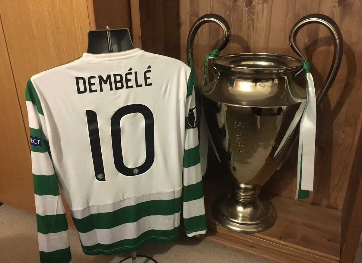 celticshirt's tweet photo. Good selection of Celtic Player shirts listed for sale on my eBay account. 
All the links will be on my twitter home page tonight or check out sellers other items on eBay to see what’s available. Good luck to anyone who bids #Celtic #CelticFC 🍀🍀🍀

https://t.co/oa0dTzd8cf https://t.co/Fki1cX8of4