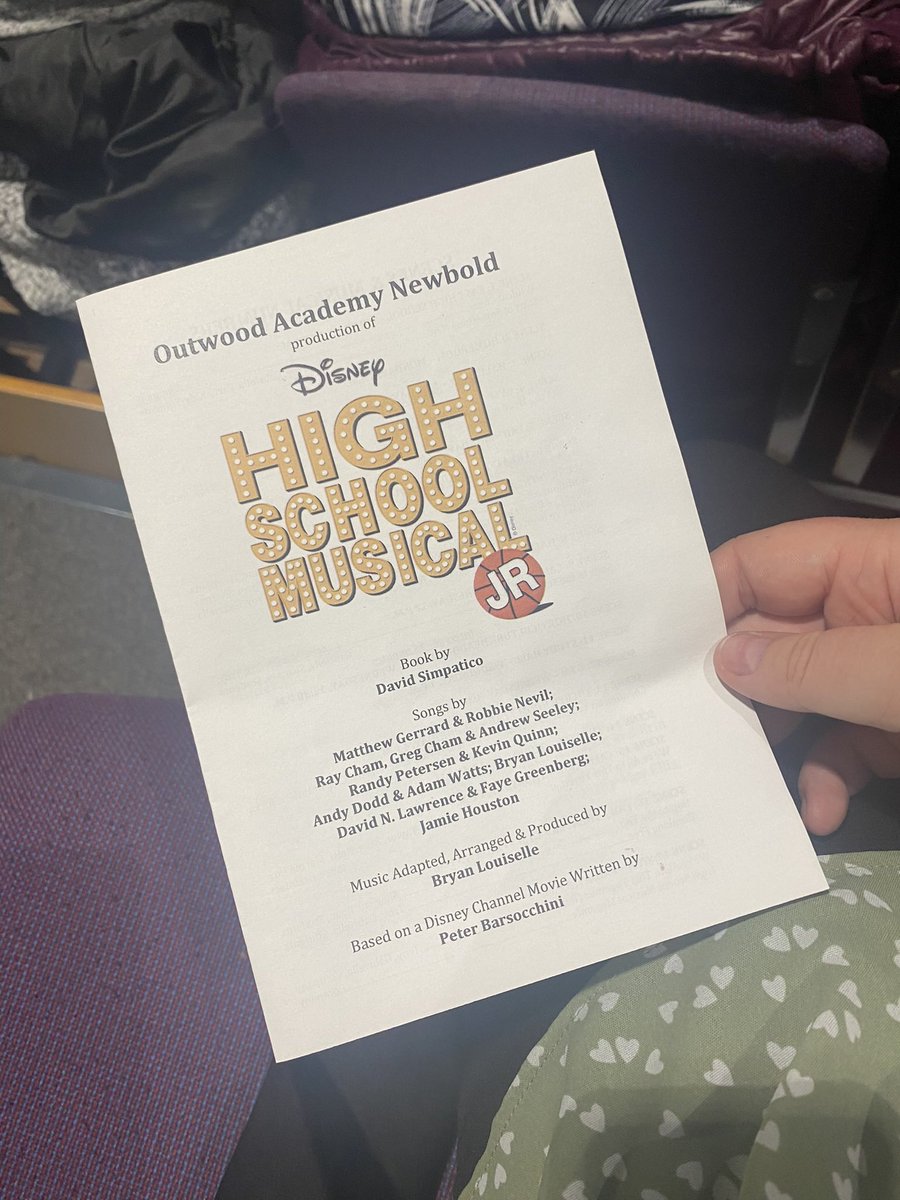 MissSalmonMaths tweet media