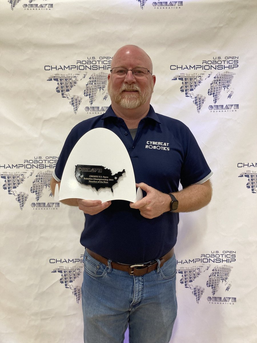 TechyRobotTeach's tweet image. This just happened this morning. CREATE US Open Teacher of the Year 2023. Thank you to my students and families for the nomination. #CreateUSOpen #TeacherofYear