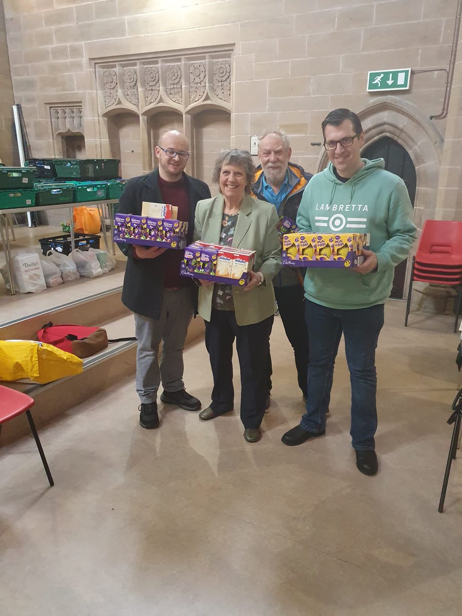 ALfoodbank's tweet photo. Easter eggs are always nice to give out, and thanks to @AthertonLabour we have quite a few more to include in our customers shopping bags. 
A huge thankyou to all involved, for going the extra mile for your community. https://t.co/E0SI1uGVPN