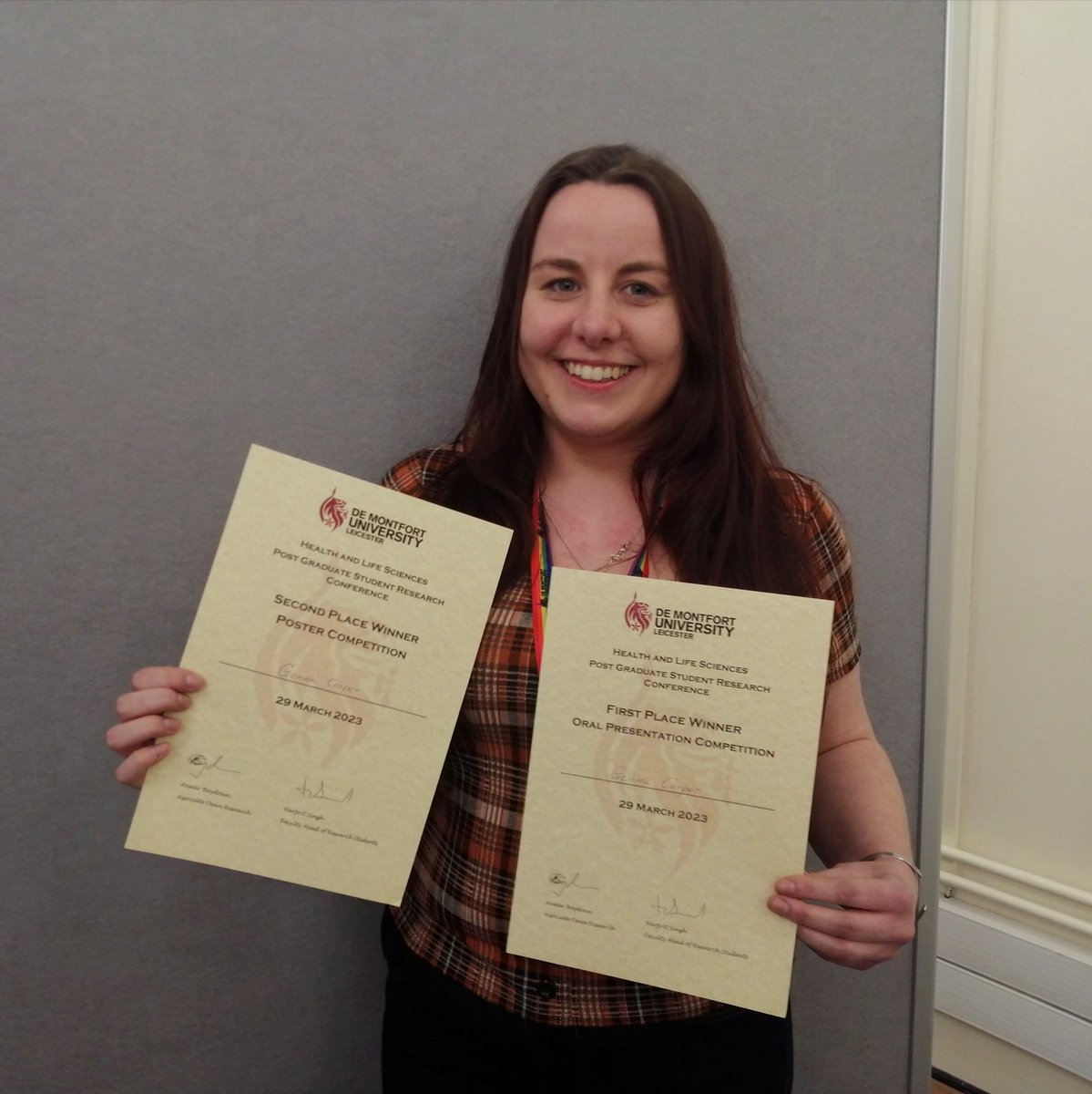 Lambananas's tweet photo. Interesting research talks and posters at the @dmuhls PGR Conference today. And so proud of  Gemma @its_me_gemma_c on a brilliant talk and bagging 1st place in the Presentation competition (and 2nd place for her Poster too!) https://t.co/glQUzoVOUP