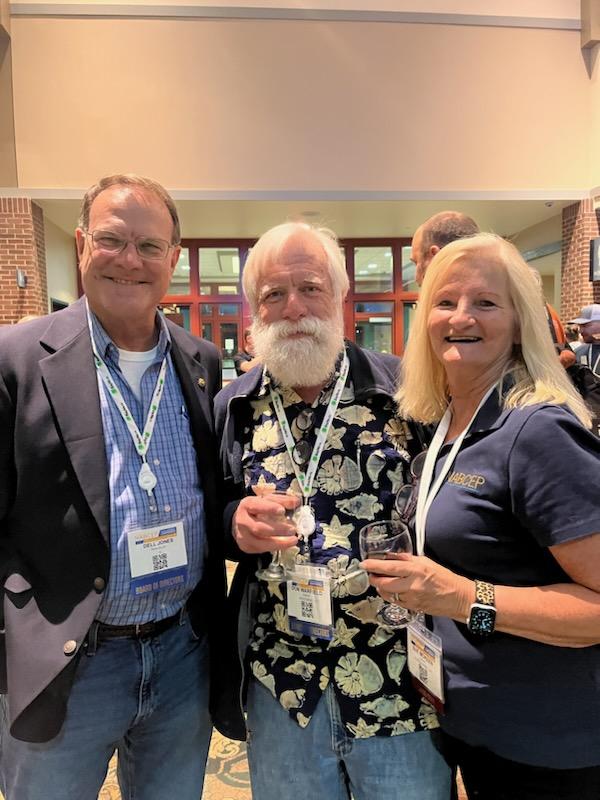 NABCEP's tweet image. Having a blast at our 2023 CE Conference here in St. Charles, MO! Pictured below is our lovely and talented Business Manager, Sue McKeen, with Don Warfield (@NABCEP Board Chair, middle) and Dell Jones (@NABCEP Board Member, left).

#PVtraining #nabcep #goldstandard #CEConf23