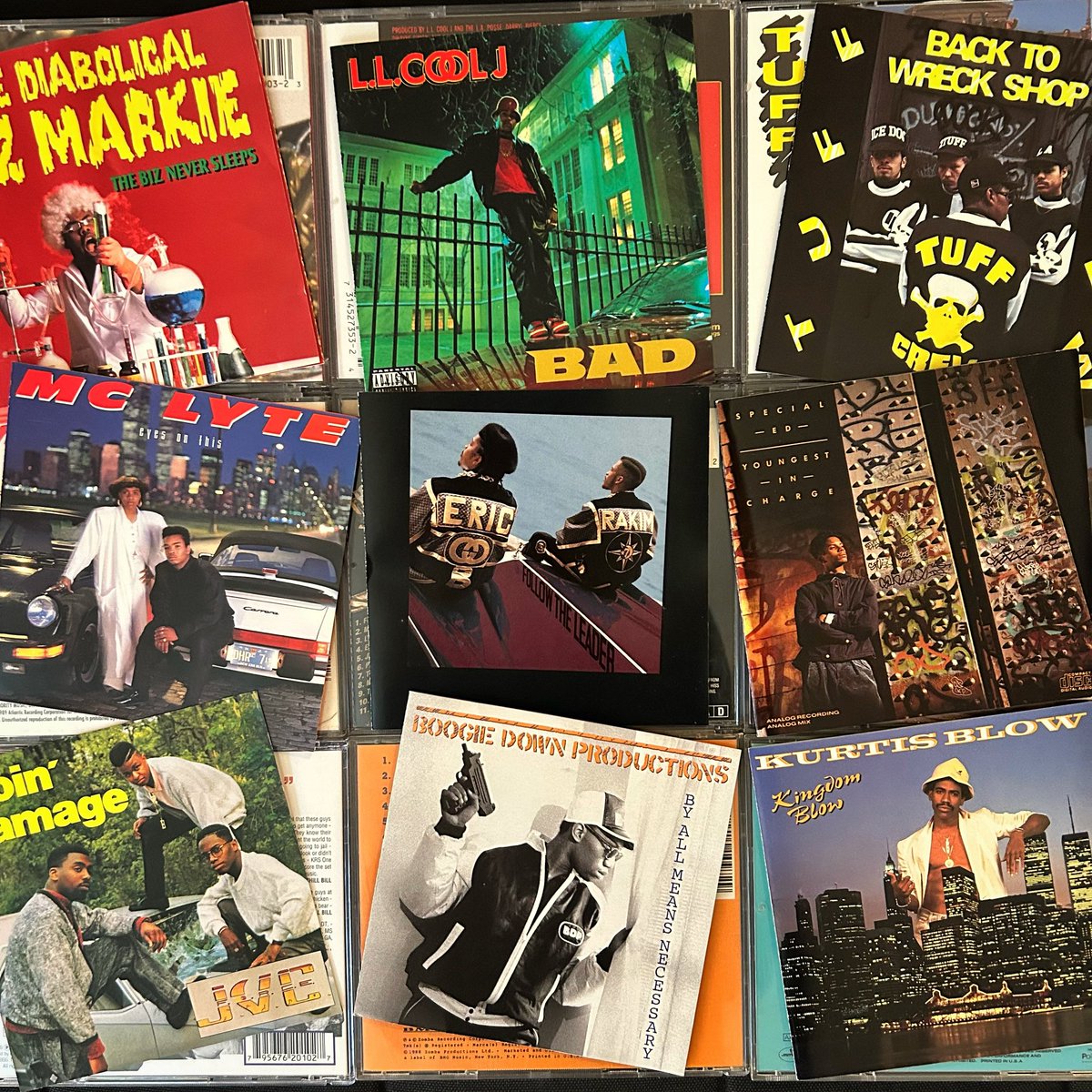 Classic material
#bizmarkie #llcoolj #tuffcrew #mclyte #ericb #rakim #specialed #jvcforce #boogiedownproductions #kurtisblow #ripbizmarkie #forever #celebrated #classic #hiphop #hiphopgods