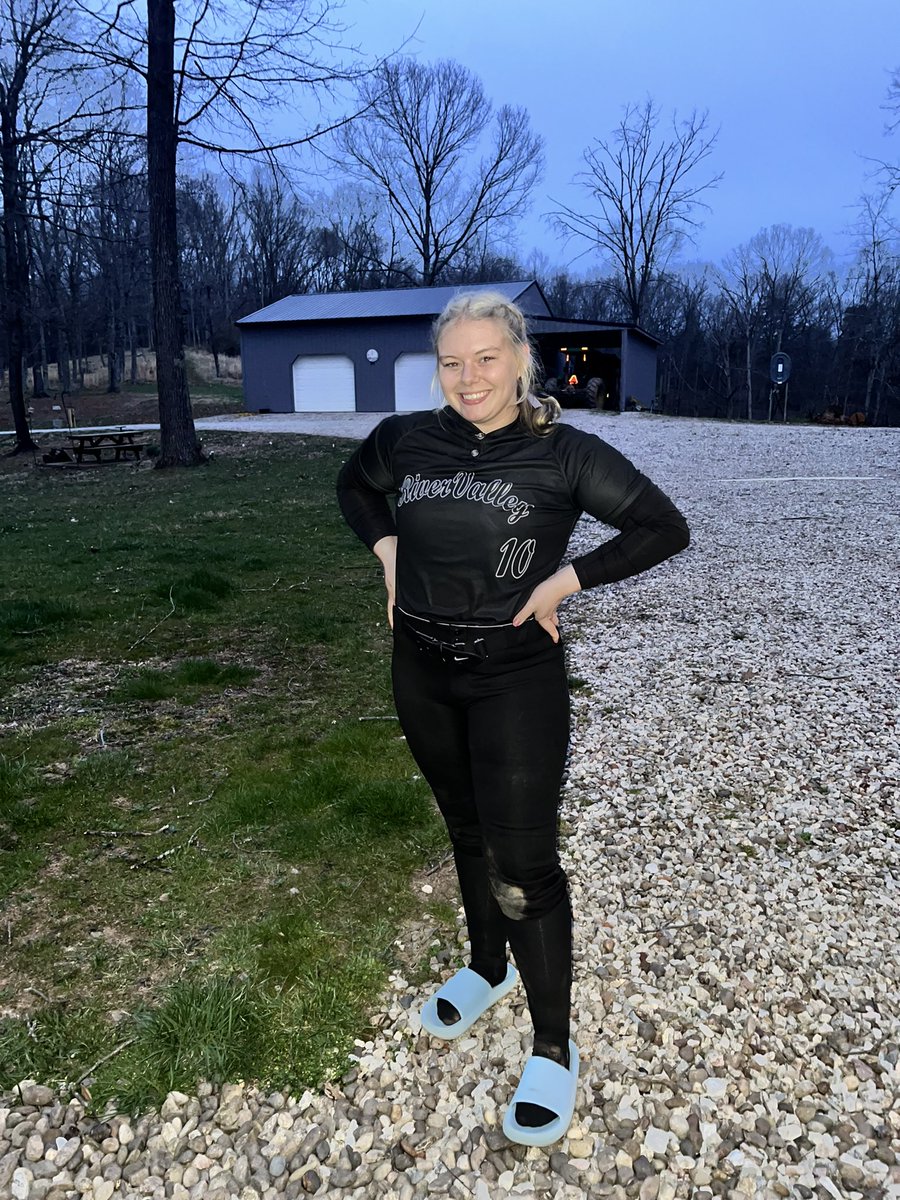 2024Abbi's tweet image. Yesterday evening was our 4th game of the season!!! I broke the school record for most strikeouts in a game, left with 15ks against the district champs last year!!