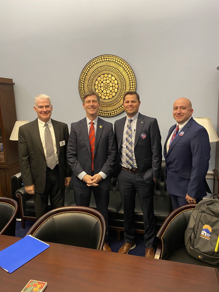 Arizona_ASA's tweet photo. Great dialogue with Rep Stanton while advocating for education in AZ. ⁦@RepGregStanton⁩ ⁦@NAESP⁩ ⁦@NASSP⁩ #PrincipalsAdvocate https://t.co/qLkmN6Ol7G