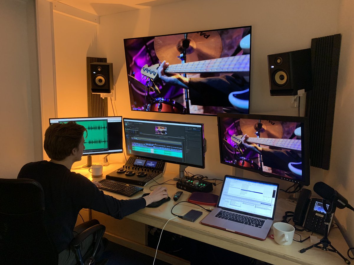 ElioPace's tweet photo. Absolutely amazing and so exciting to be back in the edit suite with the brilliant #PeteThorp at the helm!

Announcement coming soon for something really special. 😉👊❤️

#video #videoeditor #production #concertmovie #editingsuite #comingsoon https://t.co/o2a0v5mx1U