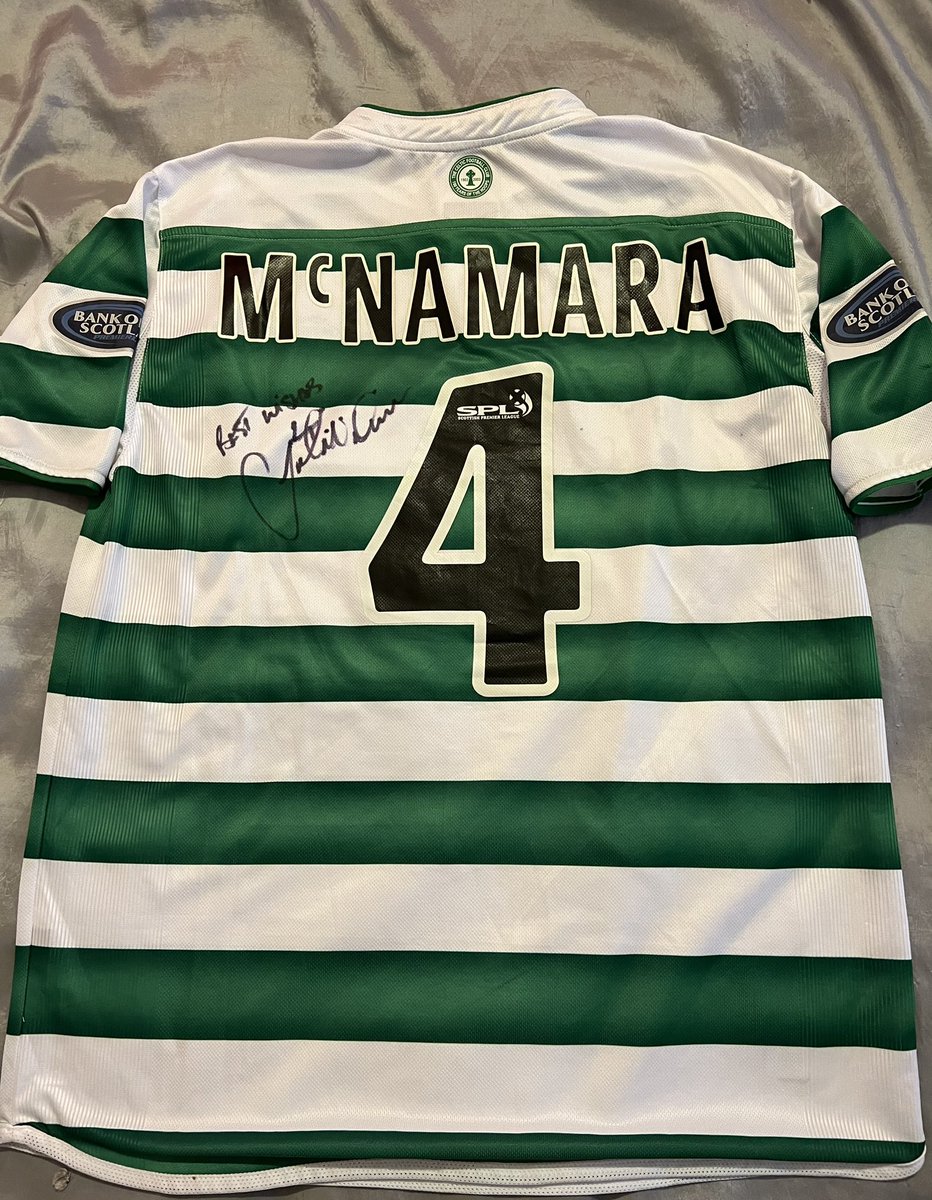 celticshirt's tweet photo. Good selection of Celtic Player shirts listed for sale on my eBay account. 
All the links will be on my twitter home page tonight or check out sellers other items on eBay to see what’s available. Good luck to anyone who bids #Celtic #CelticFC 🍀🍀🍀

https://t.co/Zb2LVrILCa https://t.co/pCDXzvycMQ