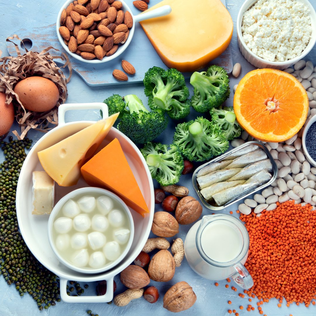 CliftonFoot's tweet photo. Calcium and vitamin D are essential components of a healthy diet. In fact, bone mass is primarily built with these two nutrients. So what foods contain these nutrients? See our most recent blog post at: https://t.co/kJEe5NEFqG to find out. https://t.co/nNV9mB8z2i
