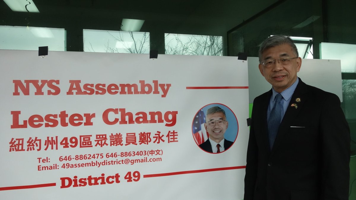 Feet in 2 Worlds tweet media