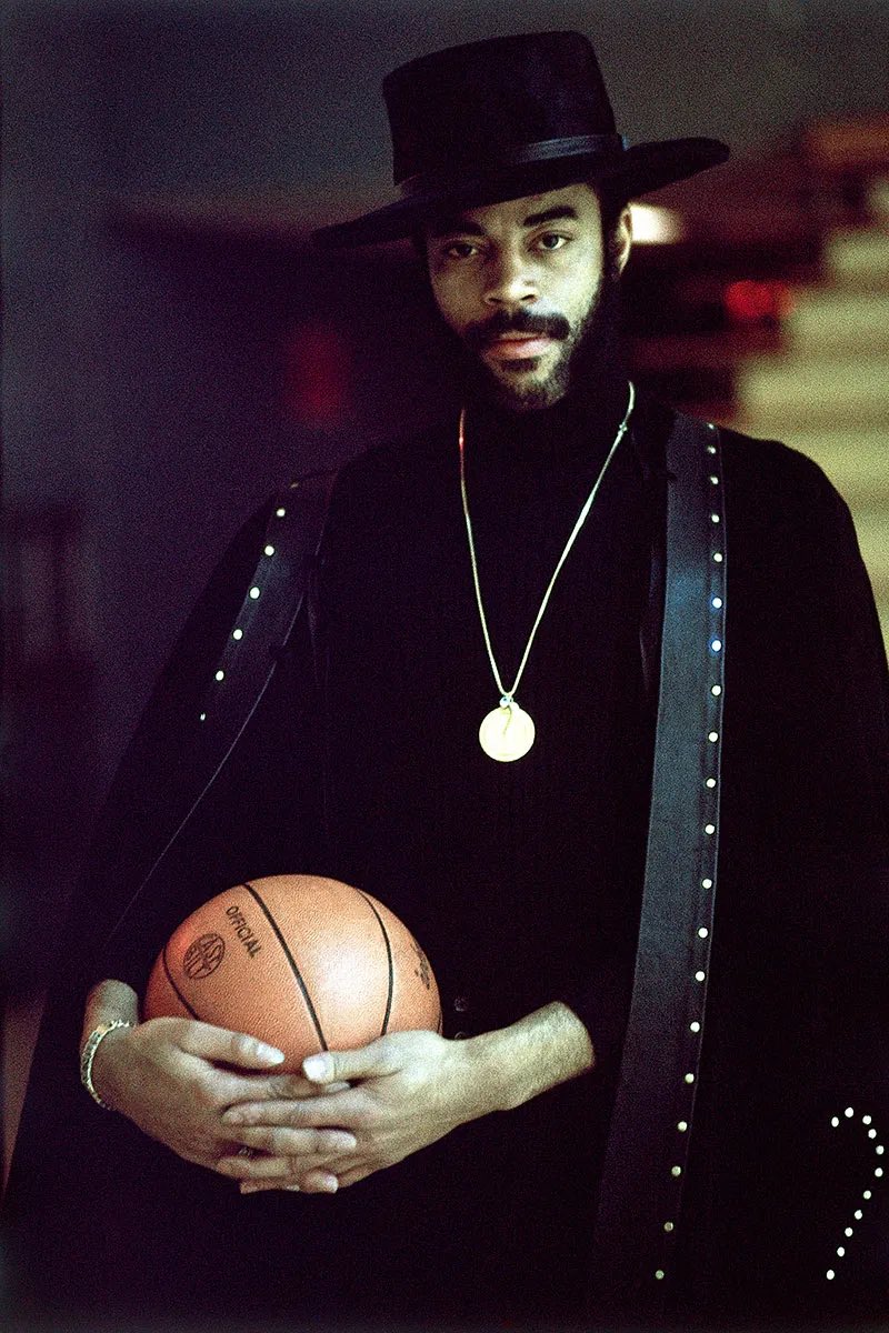 Happy 78th birthday, Walt Frazier. 