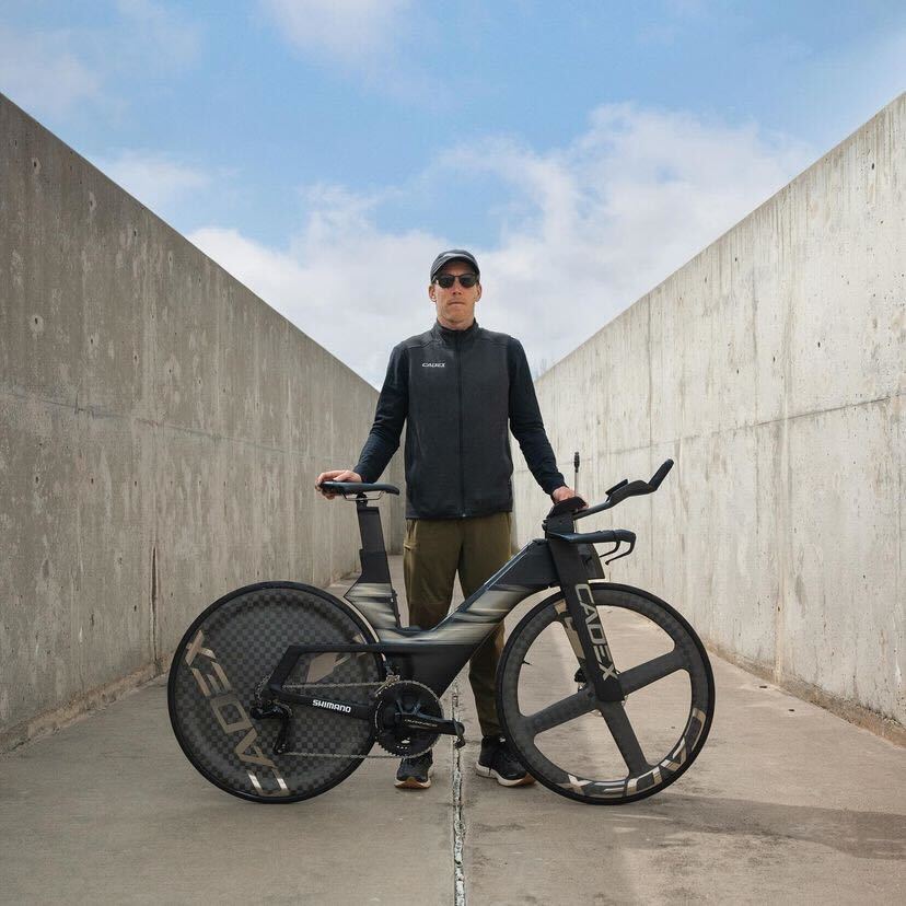 CADEXCycling's tweet photo. Slowtwitch recently took an in-depth look at @sam_appo's new CADEX Tri. Get an inside look at Sam's 2023 race bike and the size, specs, and preferences he has chosen to maximize his performance.

See the full bike check → https://t.co/18oSJvZrH8

#ImpossiblyFast #overachieve https://t.co/1vDxjz23WM
