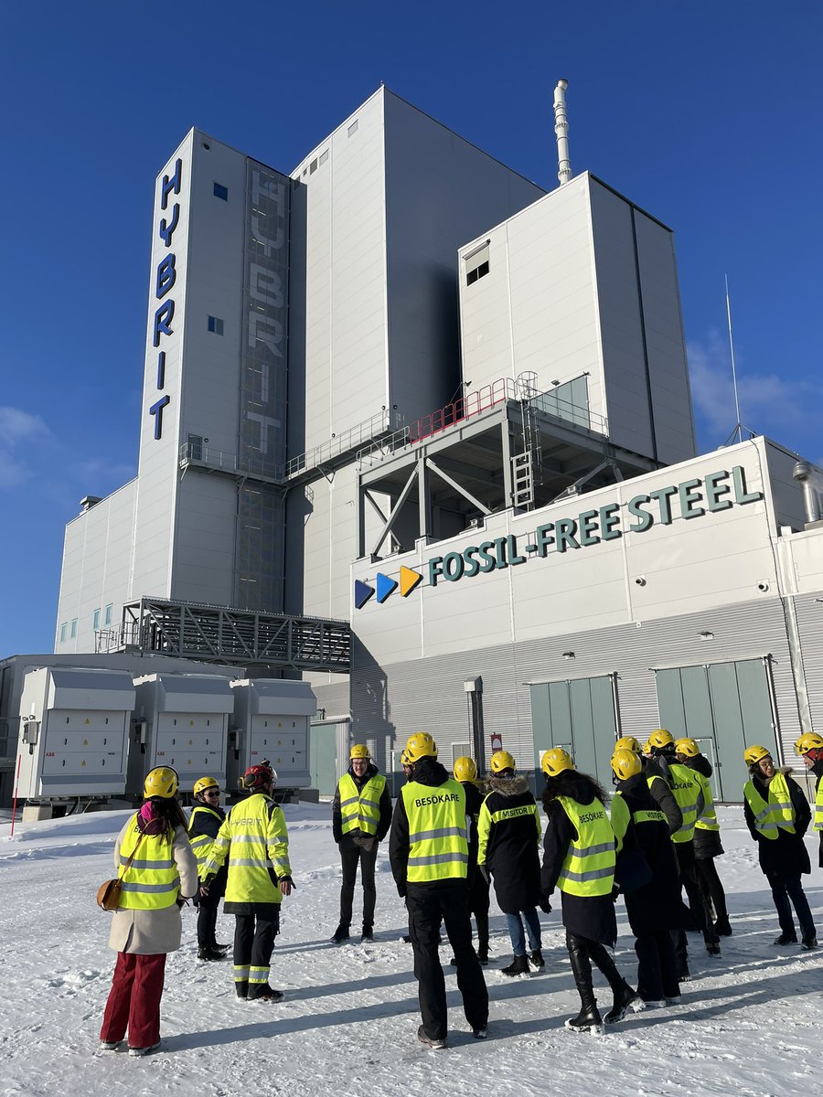 RolfKuby's tweet image. Welcome to the future - with #Hybrit pilot plant @LKABgroup + @SSAB_AB provide #FossilFreeSteel and @Talga_Ltd has Europe‘s first #GraphiteAnode pilot plant for #Batteries and #ELV - fantastic visits today and insights on how clean tech starts in the mine to foster #EUGreenDeal