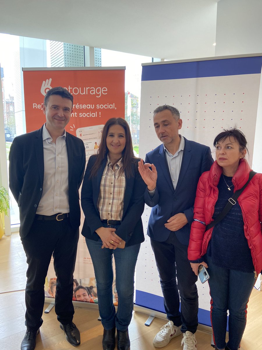 actyssandier's tweet photo. Une belle rencontre hier autour de @ThomasRuyant vainqueur de la @RouteDuRhum @vpecresse et d’@R_Entourage soutenue par la @iledefrance pour le programme @LinkedOut #solidarité sport et lutte contre l’exclusion. @JMPotdevin https://t.co/lOci9IwR0k