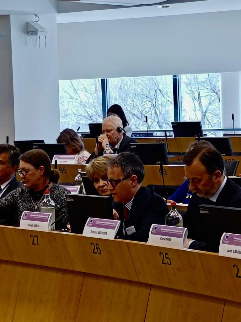 InfoGibraltar (@InfoGibraltar) on Twitter photo 2023-03-29 16:09:14 El Viceministro Principal de #Gibraltar asiste en Bruselas a la reunión del Grupo de Contacto con el Reino Unido del Comité Europeo de las Regiones infogibraltar.com/comunicados/el… El Viceministro Principal de #Gibraltar asiste en Bruselas a la reunión del Grupo de Contacto con el Reino Unido del Comité Europeo de las Regiones infogibraltar.com/comunicados/el…