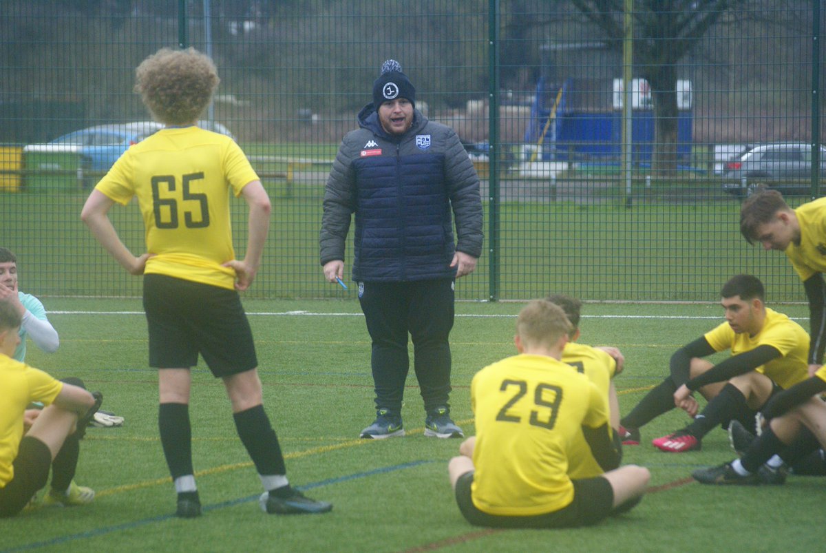 CalsSportsPhoto's tweet photo. Managers in there mode ๐ธ@kylehallcoach @APDCoachEd #tactical #coachmanagement #listentocoach https://t.co/ddZCTpEo6n