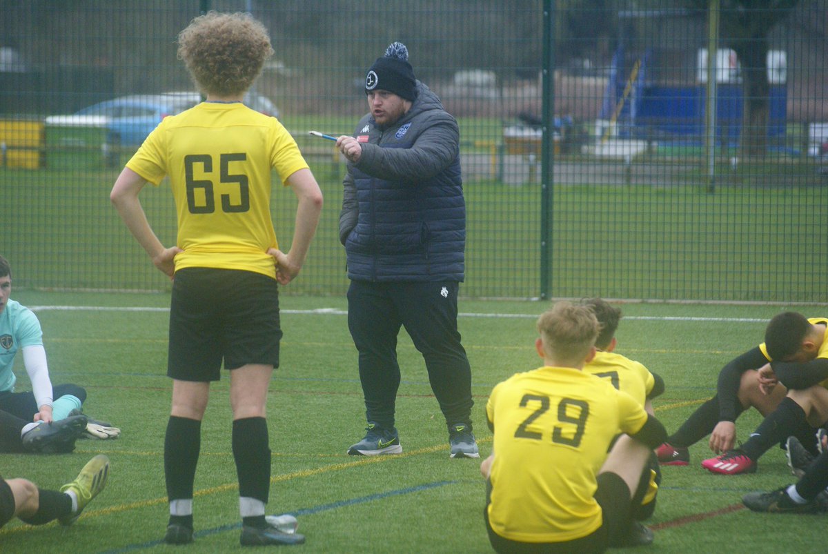 CalsSportsPhoto's tweet photo. Managers in there mode ๐ธ@kylehallcoach @APDCoachEd #tactical #coachmanagement #listentocoach https://t.co/ddZCTpEo6n