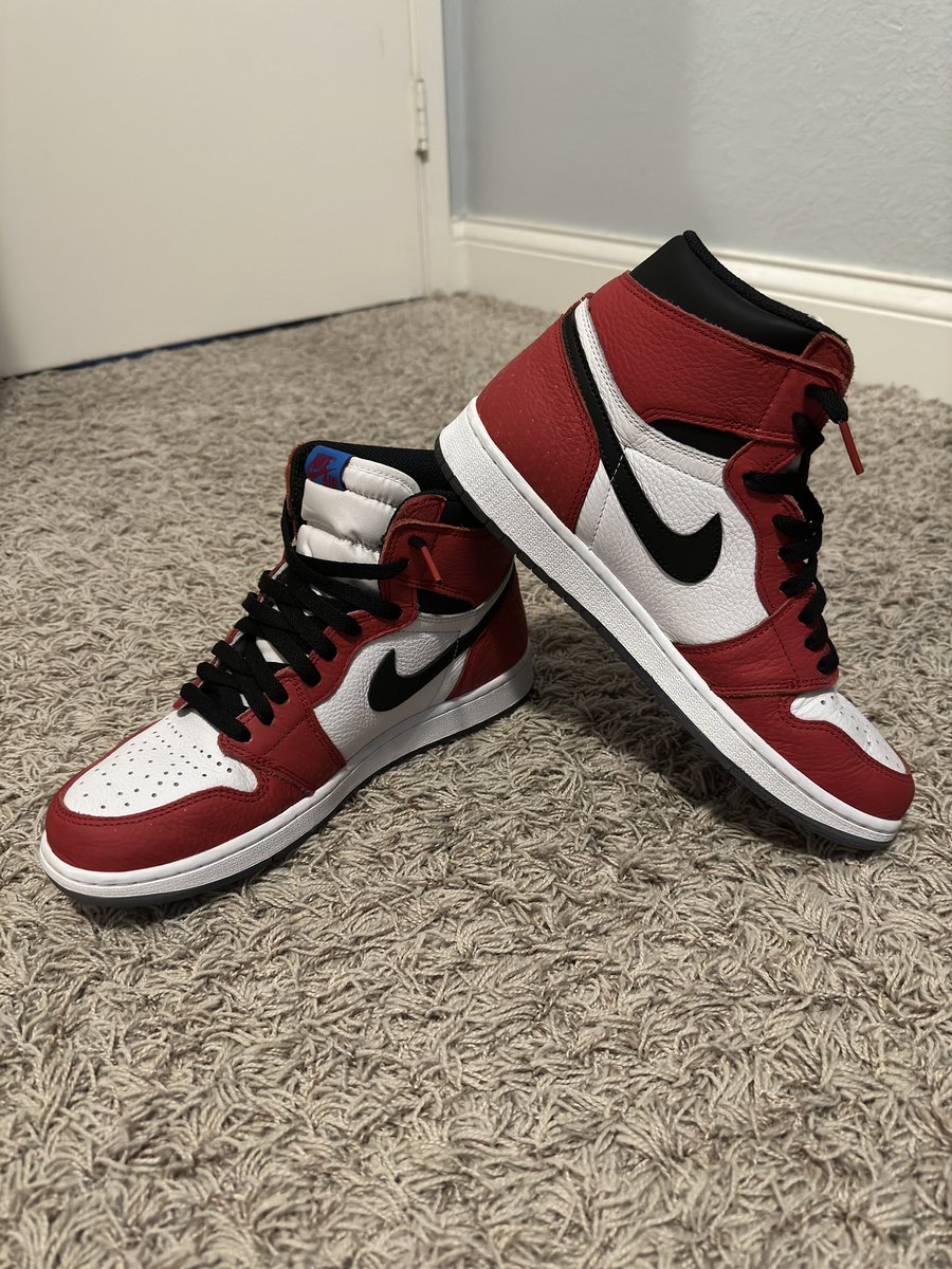 Joe_the_smart's tweet photo. @atmos_usa origin story 1s 🕷️🕷️size 6.5 #atmoscollectorsclub #atmosweb https://t.co/em7r02tWZ2