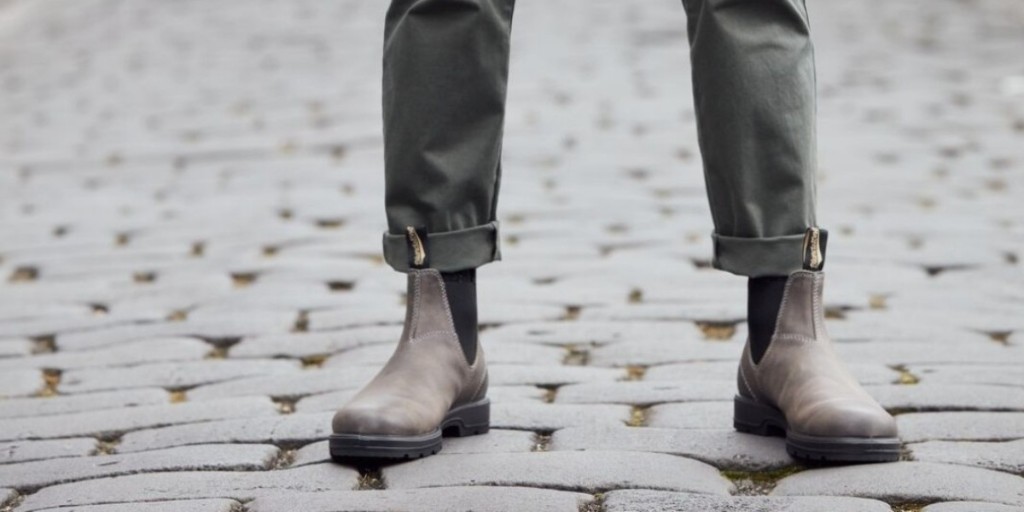 Steel grey upper for style, steel shank for support. Take care of yourself in the Classics #1469.

#Blundstone #BlundtsoneCanada